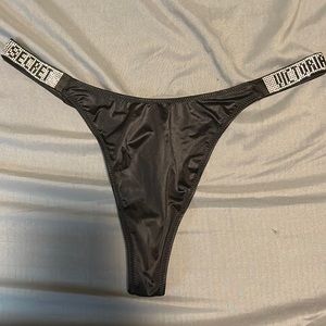 VS VERY SEXY THONG